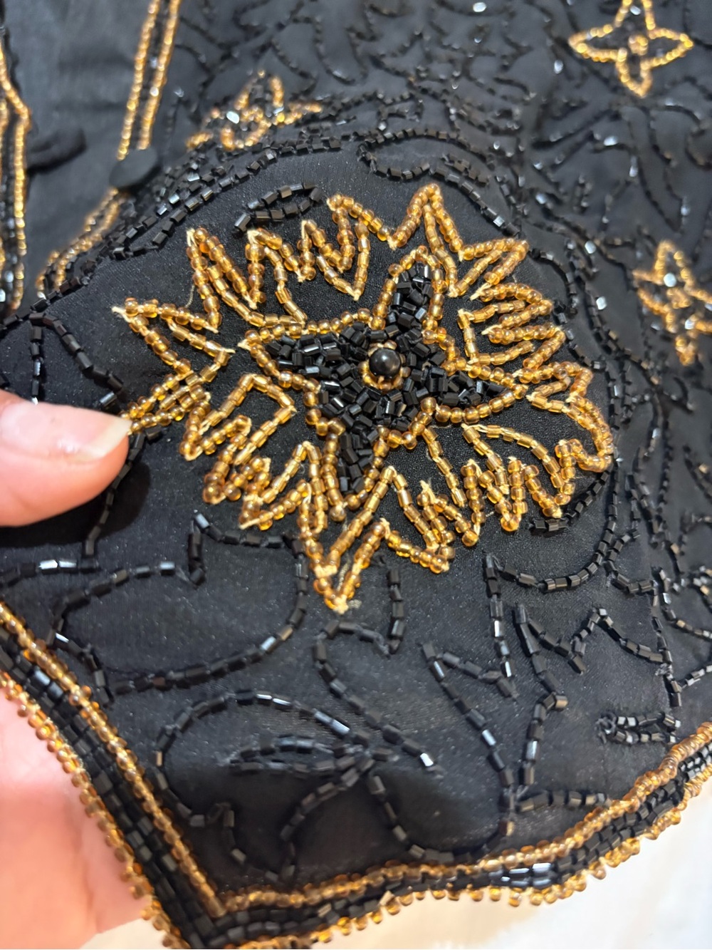 Vintage Amanda Smith Black Embroidered Gold-Trim beaded silk Vest NEW - Picture 3 of 12